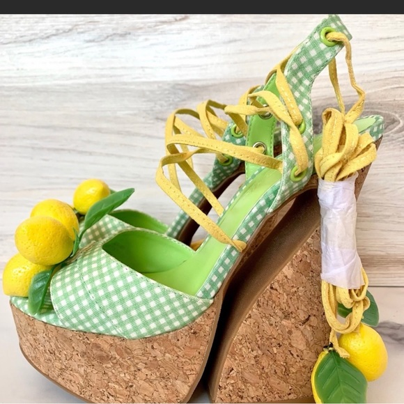 Sugar Thrillz Sour Hour Gingham Lemon Platforms - Picture 3 of 6